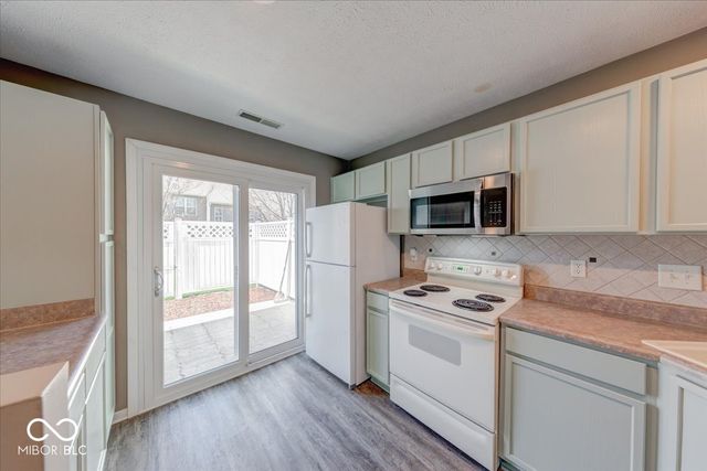544 Crawford Drive, Westfield, IN 46074