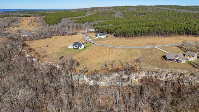 499 River Bluffs Drive Jh-109, Jasper, TN 37347