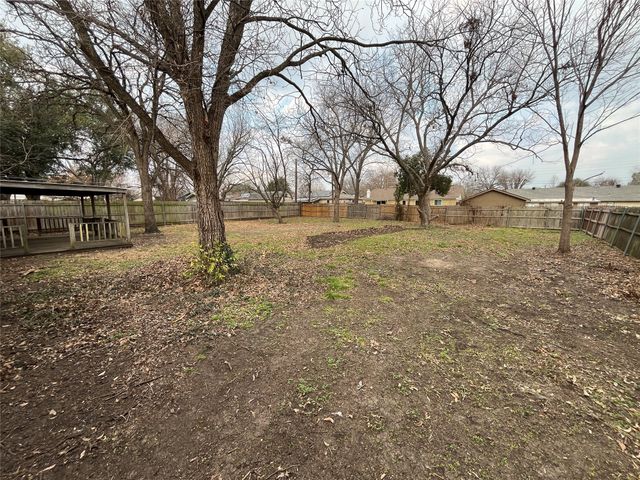 2901 Lanette Lane, Arlington, TX 76010