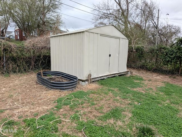 1944 Greenway Street, Kingsport, TN 37660