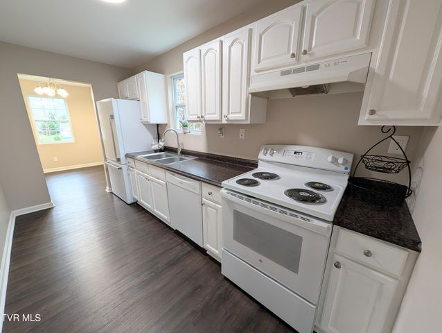 1944 Greenway Street, Kingsport, TN 37660