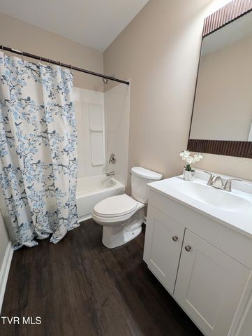 1944 Greenway Street, Kingsport, TN 37660