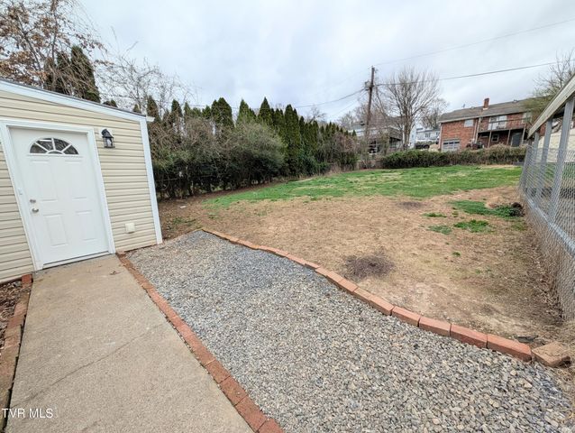 1944 Greenway Street, Kingsport, TN 37660