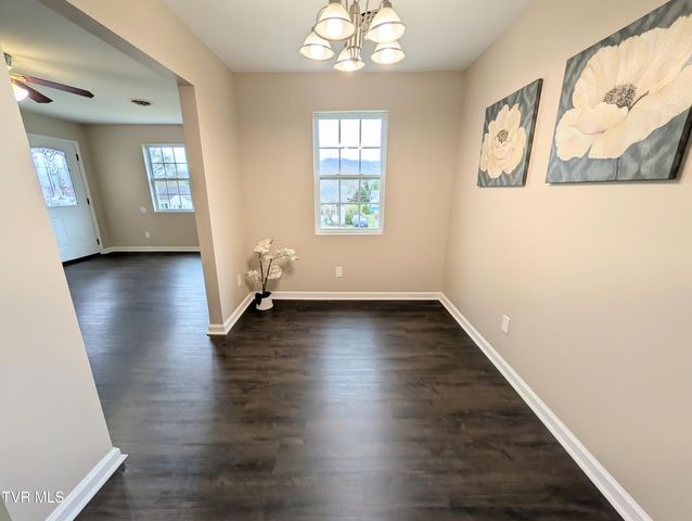 1944 Greenway Street, Kingsport, TN 37660