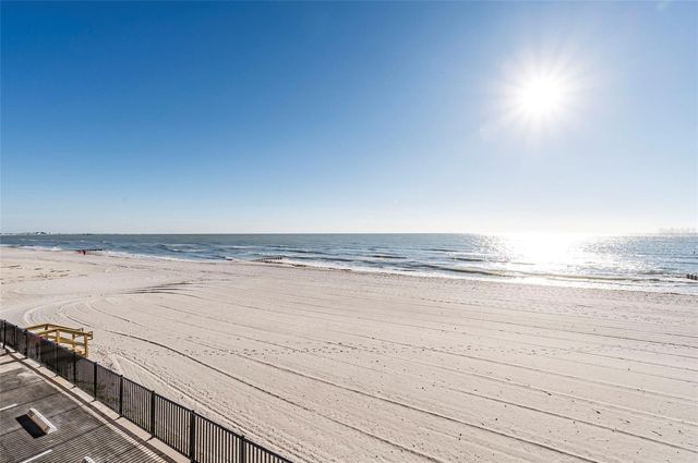 14900 GULF BOULEVARD 107, Madeira Beach, FL 33708