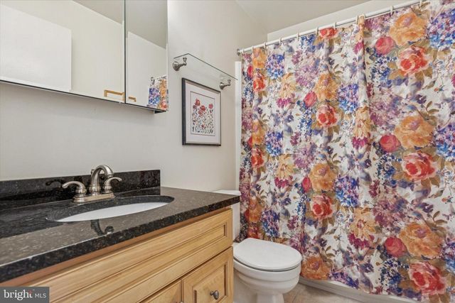 1712 MORRIS CT, North Wales, PA 19454