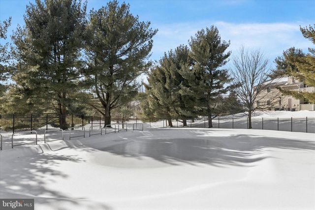 1712 MORRIS CT, North Wales, PA 19454