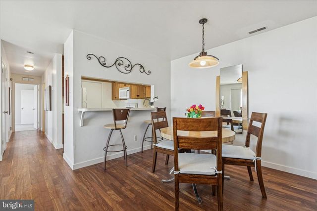 1712 MORRIS CT, North Wales, PA 19454