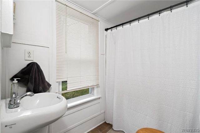 10864 Main Street, Clarence, NY 14031