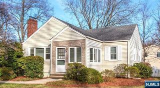 243 Lockwood Road, Ridgewood, NJ 07450