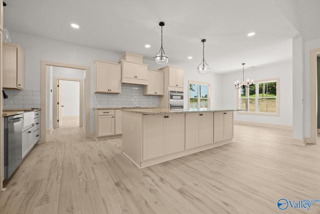 220 Prince Circle, Laceys Spring, AL 35754