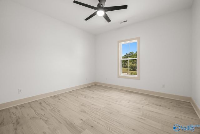 220 Prince Circle, Laceys Spring, AL 35754