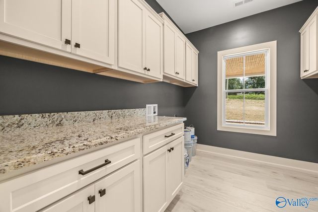 220 Prince Circle, Laceys Spring, AL 35754