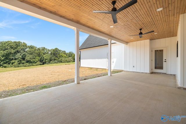 220 Prince Circle, Laceys Spring, AL 35754
