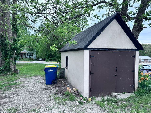 735 E Washington Street, Greencastle, IN 46135