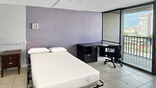 2049 S Ocean Dr 1004, Hallandale Beach, FL 33009