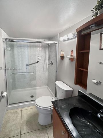2049 S Ocean Dr 1004, Hallandale Beach, FL 33009