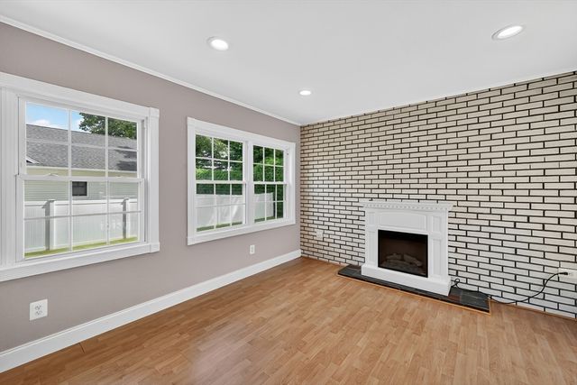 53 Cecile St, Agawam, MA 01001