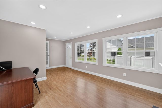 53 Cecile St, Agawam, MA 01001