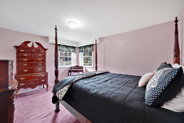 53 Cecile St, Agawam, MA 01001