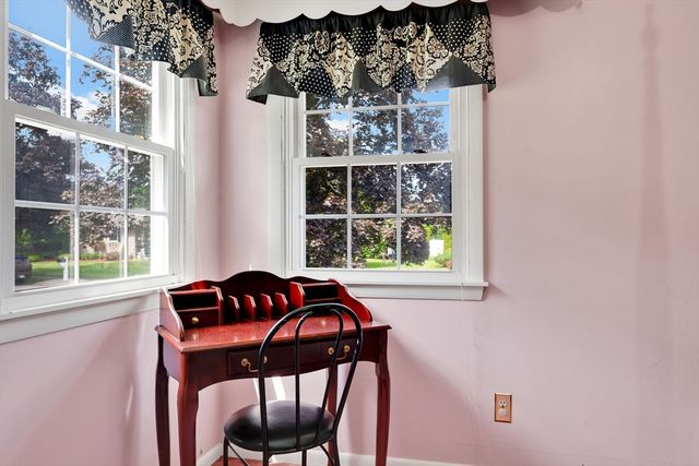 53 Cecile St, Agawam, MA 01001
