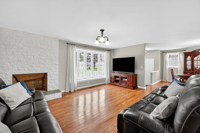 53 Cecile St, Agawam, MA 01001