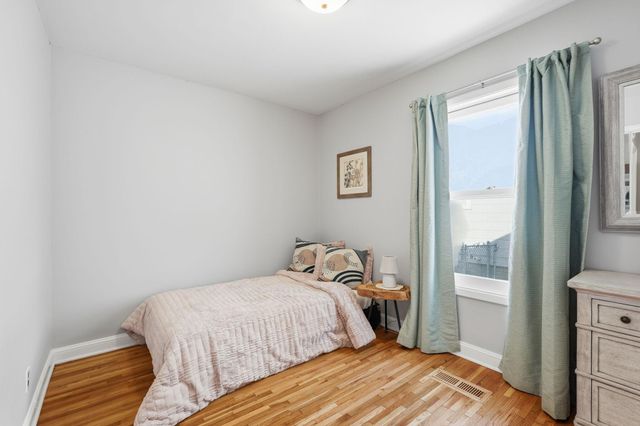 5628 32nd Avenue S, Minneapolis, MN 55417