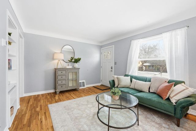 5628 32nd Avenue S, Minneapolis, MN 55417