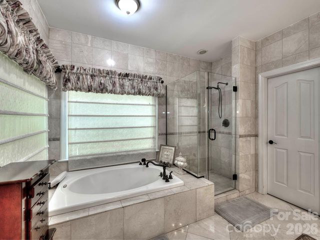 4601 Nobility Court 16, Charlotte, NC 28269