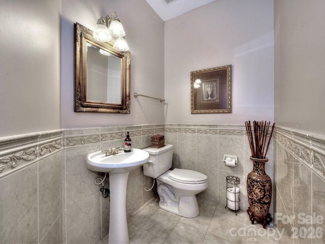 4601 Nobility Court 16, Charlotte, NC 28269