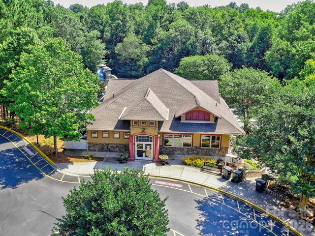 4601 Nobility Court 16, Charlotte, NC 28269