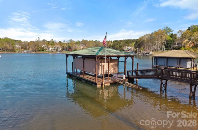 124 Hunter Spring Lane, Mooresville, NC 28117