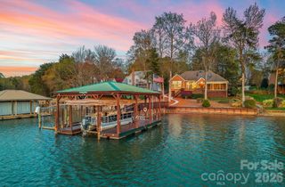 124 Hunter Spring Lane, Mooresville, NC 28117