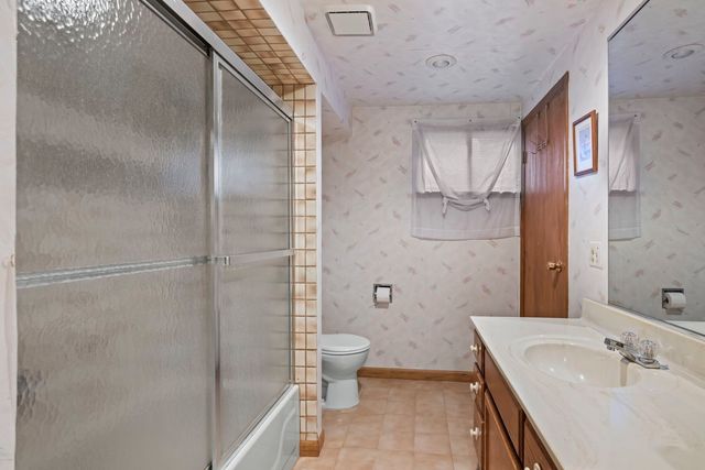 9405 Natchez Avenue, Morton Grove, IL 60053