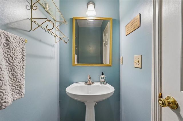 974 Laurel Springs Lane SW, Marietta, GA 30064