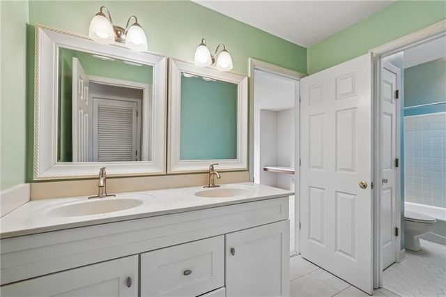 974 Laurel Springs Lane SW, Marietta, GA 30064