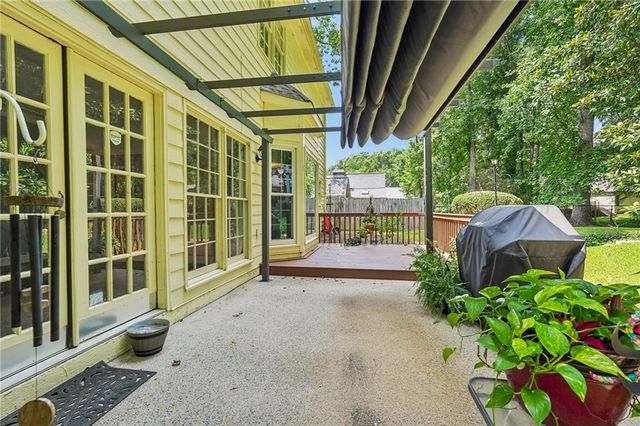 974 Laurel Springs Lane SW, Marietta, GA 30064