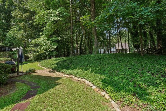 974 Laurel Springs Lane SW, Marietta, GA 30064