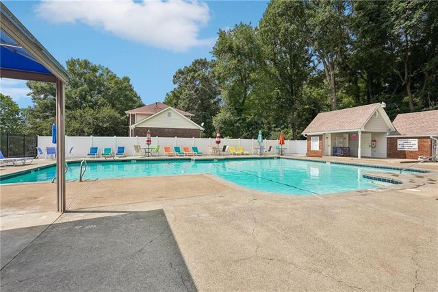 974 Laurel Springs Lane SW, Marietta, GA 30064