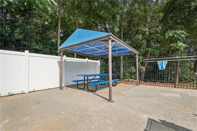 974 Laurel Springs Lane SW, Marietta, GA 30064