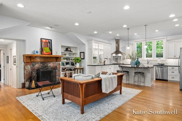 7320 Valhalla Drive, Alto, MI 49302
