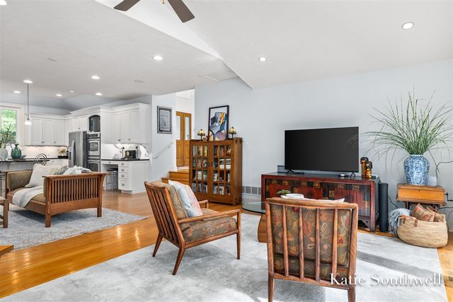 7320 Valhalla Drive, Alto, MI 49302