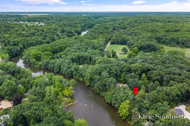 7320 Valhalla Drive, Alto, MI 49302