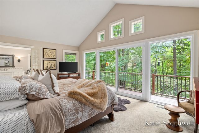 7320 Valhalla Drive, Alto, MI 49302