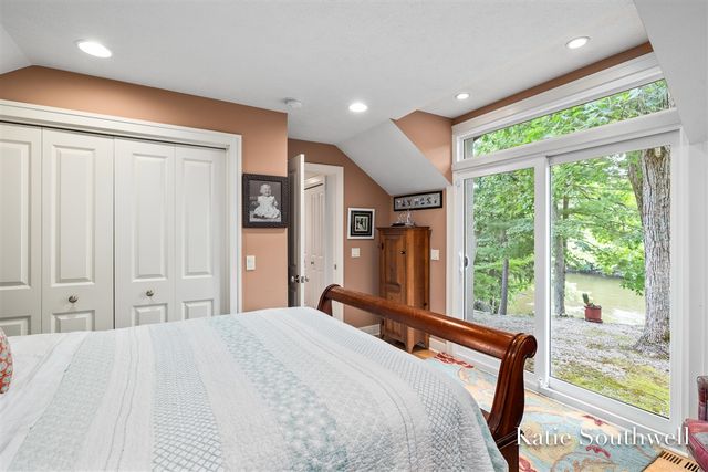 7320 Valhalla Drive, Alto, MI 49302