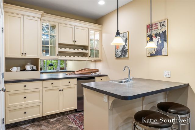 7320 Valhalla Drive, Alto, MI 49302