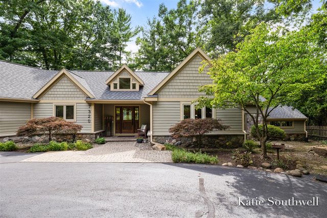 7320 Valhalla Drive, Alto, MI 49302