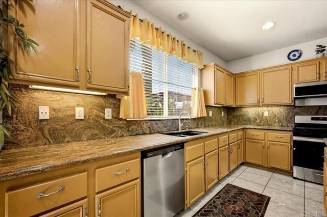 1121 Midnight Way, Oceanside, CA 92057