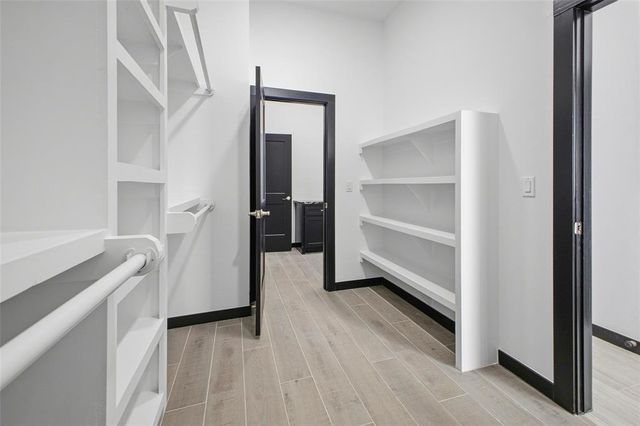 2436 Canyon Circle, Blanchard, OK 73010