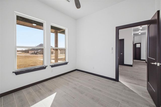 2436 Canyon Circle, Blanchard, OK 73010